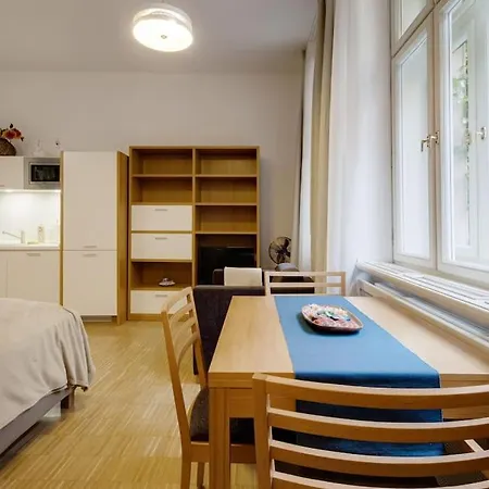 Lägenhet Deluxe In Prime Location *